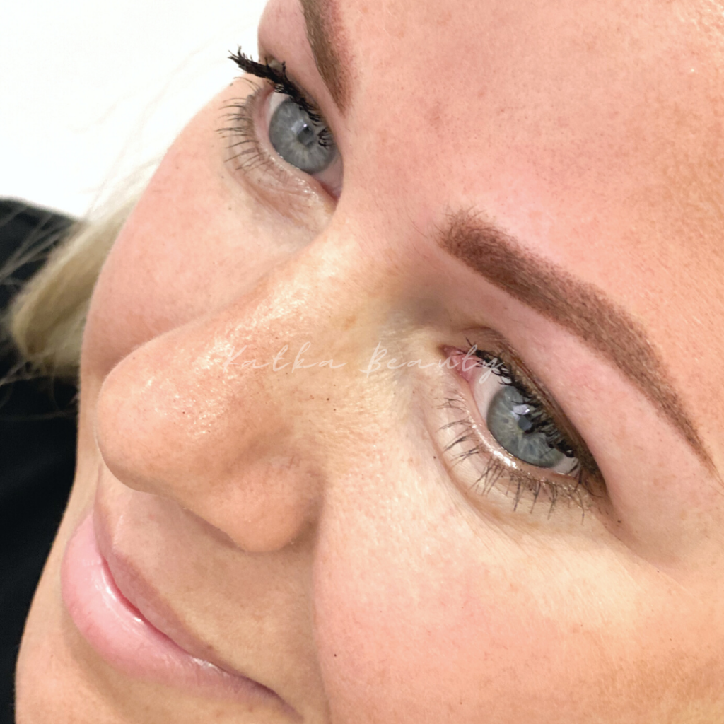 Permanentní make-up obočí; Permanentní make-up Tábor; permanentní obočí